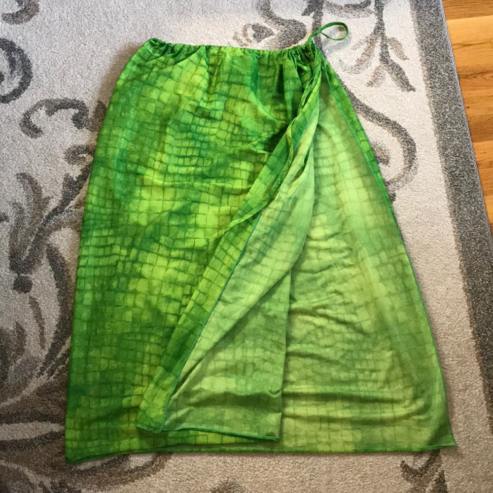 beach sarong in green